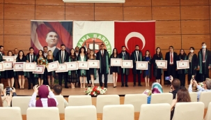 Adana'da staj?n? tamamlayan 19 avukat ruhsatlar?n? ald?