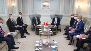 BAKAN ÖZER, TÜRK KONSEY? ÜYE ÜLKELER?N HEYETLER? ?LE GÖRÜ?TÜ