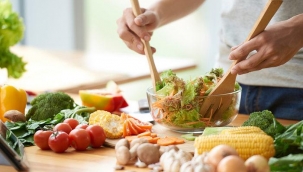 Bilinçsiz diyet kilo vermeyi engelliyor! ??te sa?l?kl? diyet için 10 öneri