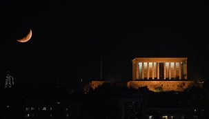 Hilal, Atatrk'e selam durdu