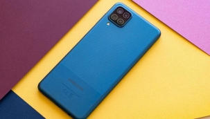 Samsung kollar?n? s?vad?! Kamera odakl? yeni model ortaya ç?kt?