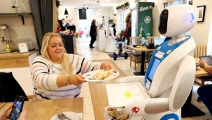 Los Angelesta Robot Garsonlar