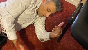 Yenilik Partisi Genel Ba?kan? ztrk Y?lmaz'a ofisinde b?akl? sald?r?!