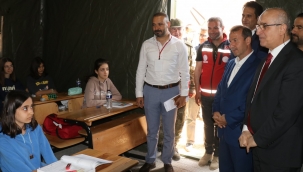 BAKAN YARDIMCISI ?ENSOY, HATAY'DAK? NATO ADIR KENT?NDE ?RENC?LERLE BULU?TU