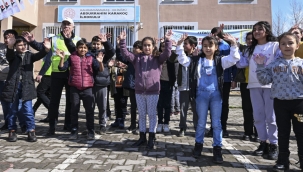 DEPREM BLGES?NDEN D??ER ?LLERE NAK?L OLAN 34 B?N 985 ?RENC?, MEMLEKETLER?NE GER? DND