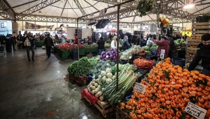 Pazarc? esnaf?na vergi deste?i