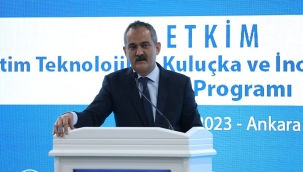 BAKAN ZER, MEB'?N E??T?M TEKNOLOJ?LER? VE ?NOVASYON MERKEZ?'N?N AILI?INI YAPTI