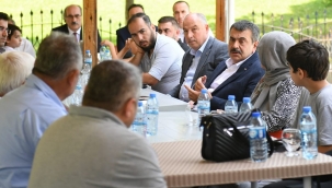 BAKAN TEK?N, KAHRAMANMARA?'TA DEPREMDE B?R?NC? DERECEDEN YAKININI KAYBEDEN ?RETMENLERLE BULU?TU