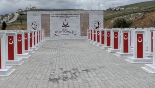 BAKAN YUSUF TEK?N, ?EH?T ?RETMENLER? ANDI