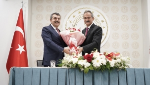 M?LL E??T?M BAKANI YUSUF TEK?N, GREV? MAHMUT ZER'DEN DEVRALDI