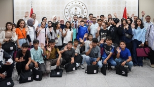 BAKAN TEK?N, KAHRAMANMARA?LI DEPREMZEDE ?RENC?LER? A?IRLADI