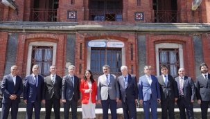 BAKAN TEK?N, ZEL FENER RUM OKULLARINI Z?YARET ETT?