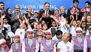 BAKAN YARDIMCISI YELKENC?, ?STANBUL'DAK? E??T?M ?RET?M YILI AILI?INDA HAZIR BULUNDU