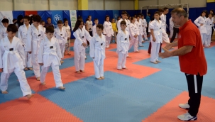 MİLLÎ SPORCULARDAN BEDEN EĞİTİMİ BRANŞINA ATAMA