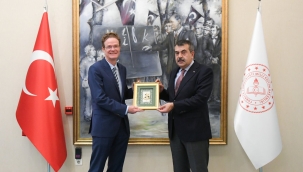 BAKAN TEK?N, AB TÜRK?YE DELEGASYONU BA?KANI MEYER-LANDRUT'U KABUL ETT?