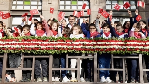 BAKAN TEK?N, Ö?RENC?LERLE B?R?NC? MECL?S'? Z?YARET ETT?