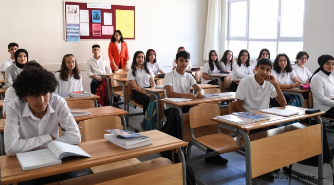 LİSE ÖĞRENCİLERİNE DERSLERİNİN YANI SIRA "BECERİ KAZANDIRACAK KURS" DÖNEMİ