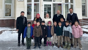 BAKAN TEK?N'DEN KEÇ?ÖREN ?EH?T MUSTAFA ÜNAL ORTAOKULUNA Z?YARET