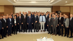 MESLEK? VE TEKN?K E??T?MDE YEN? YAKLA?IMLAR