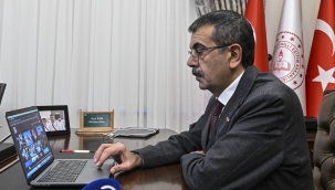 BAKAN TEK?N, ANADOLU AJANSININ "YILIN KARELER?" OYLAMASINA KATILDI