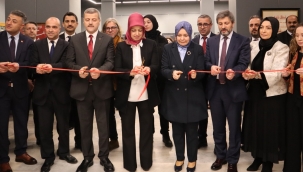 OLGUNLA?MA ENST?TÜSÜNDEN ?ST?KLAL MAR?I VE MEHMET AK?F ERSOY SERG?S?