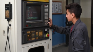 MESLEK? E??T?MDE 8 B?N 406 ?? YER?N?N SÖZLE?MES? FESHED?LD?