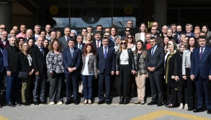 CUMHURBA?KANI YARDIMCISI YILMAZ ?LE BAKANLAR TEK?N, TUNÇ VE YERL?KAYA'DAN Ö?RETMENLERE Z?YARET