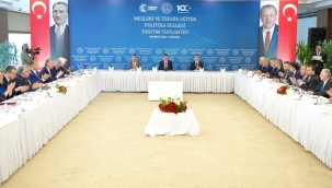 CUMHURBA?KANI YARDIMCISI YILMAZ VE BAKAN TEK?N, "MESLEK? VE TEKN?K E??T?M POL?T?KA BELGES? TANITIM TOPLANTISI"NA KATILDI