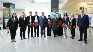 SIFIR ATIKLA SANAT YARI?MASI'NDA DERECEYE G?REN ESERLER SERG?LEND?