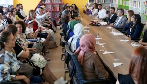 BAKAN TEK?N, YAZ DÖNEM? MESLEK? ÇALI?MA PROGRAMINDA Ö?RETMENLER? Z?YARET ETT?