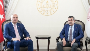 BAKAN YUSUF TEK?N, KÜLTÜR VE TUR?ZM BAKANI ERSOY'U A?IRLADI
