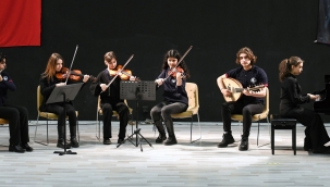 GÜZEL SANATLAR MÜZ?K ?LKOKULU VE ORTAOKULUNUN YETENEK DE?ERLEND?RME UYGULAMASI SONUÇLANDI