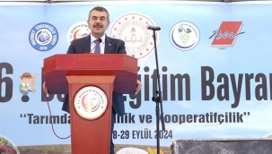BAKAN TEK?N, 26. BESN? E??T?M BAYRAMI AILI? TREN?NE KATILDI