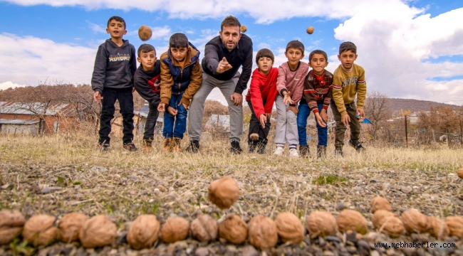 "Ö?RETMEN GÖZÜYLE" TEMALI FOTO?RAF YARI?MASININ SONUÇLARI AÇIKLANDI