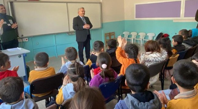 Mersin'de Yeşilay Haftası kapsamında bilinçlendirme seminerleri düzenlendi