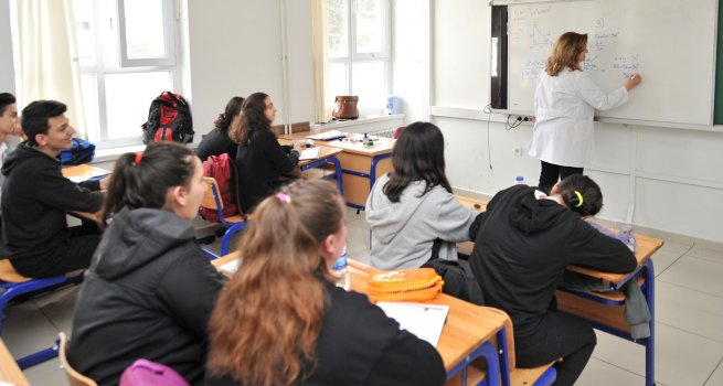 L?SE Ö?RENC?LER?NE "DEVAMSIZLIK" VE "SORUMLULUK SINAVI" KONUSUNDA YEN? ?MKÂN