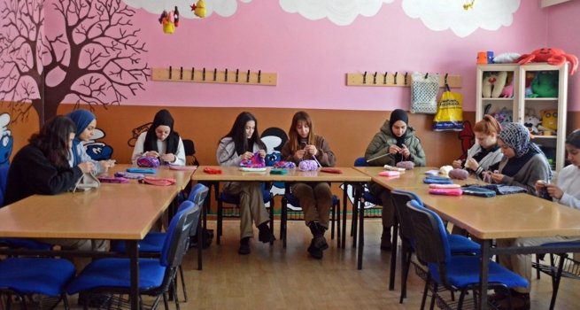 A?RI'DA L?SE ?RENC?LER? DEPREMZEDELER ??N ATKI, BERE VE PAT?K RYOR