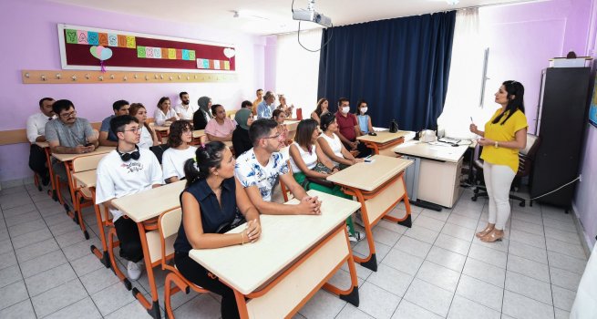 A?LE OKULU PROJES? KAPSAMINDA 137 B?N A?LEYE E??T?M VER?LD?