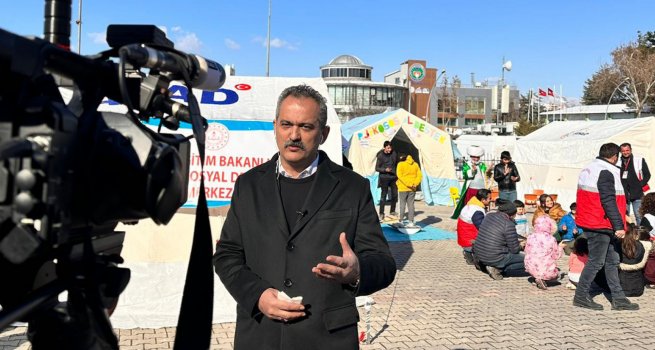 BAKAN ZER: 10 ?LDEK? TM OKULLARIN HASAR TESP?T ALI?MASINI YAPMADAN OKULLARI AMAYACA?IZ