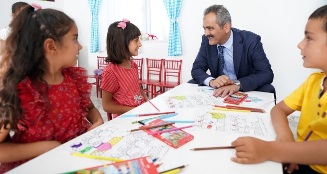 BAKAN ZER, 17 LKEDEN MEVK?DA?INI ULUSLARARASI ERKEN OCUKLUK E??T?M? Z?RVES?'NE DAVET ETT?