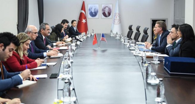 BAKAN ZER, ABD BYKEL?S? FLAKE'? KABUL ETT?