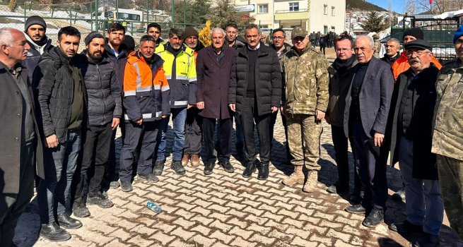 BAKAN ZER, ADIYAMAN'DA OKULLARDA ?NCELEMELERDE BULUNDU