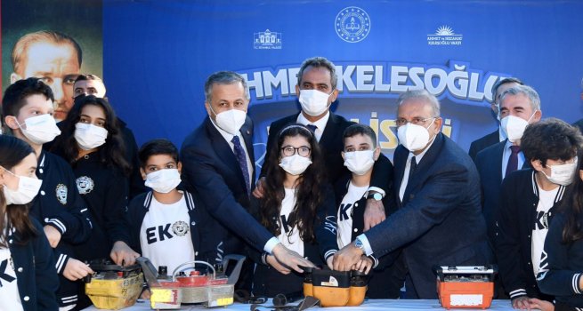 BAKAN �ZER, AHMET KELE?O?LU FEN L?SES? TEMEL ATMA T�REN?'NE KATILDI