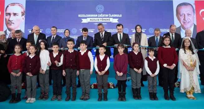 BAKAN ZER, ANKARA'DA TOK? A?ATAY ?LKOKULUNUN AILI?INI YAPTI