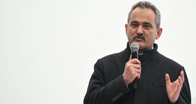 BAKAN ZER, AYDIN'DA DZENLENEN TOPLU AILI? TREN? VE NAZ?LL? PROGRAMINA KATILDI