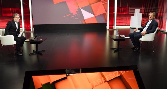 BAKAN ZER, CNN TRK CANLI YAYININDA E??T?M GNDEM?N? DE?ERLEND?RD?