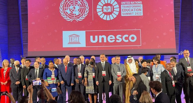 BAKAN ZER, E??T?M?N DN?TRLMES? N Z?RVES?'NE KATILDI