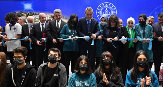 BAKAN �ZER, ERMAN ILICAK FEN L?SES?N?N A�ILI? T�REN?NE KATILDI