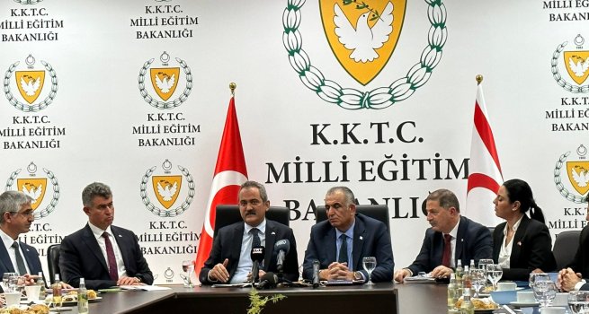 BAKAN ZER: KKTC'DEK? TM OKULLARI TRK?YE'DEK? OKULLARLA E?LE?T?RECE??Z