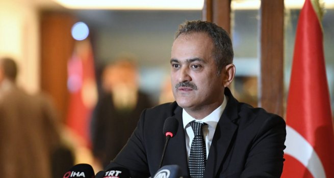 BAKAN ZER, LONDRA'DA DNYA E??T?M FORUMU'NA KATILACAK